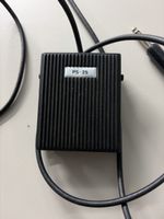 Fusschalter PS-25, schwarz, mit Kabel und Stecker