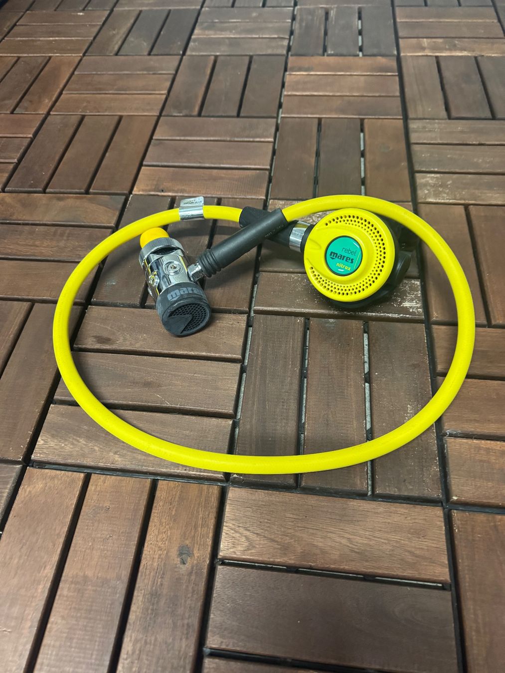 Mares Respiratori & Giubbotti: Mares - Nitrox Set – Usato da Winterthur venduto da Giz