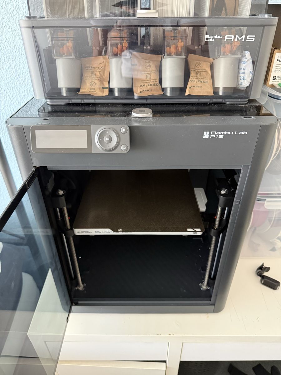 Bambu Lab Imprimante 3D: Bambu Lab P1S mit AMS Drucker – D'occasion à Horw par Erichaellrr 1