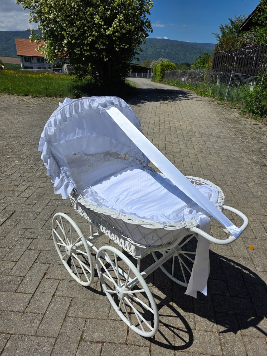 Culle: Berceau vintage – Usato da Villars-Bozon venduto da MrsLulu 2