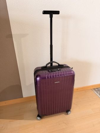 Rimowa Salsa Air Ultralight Cabin Trolley Ultra Violet