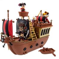 Disney Mickey Mouse Pirates of the Caribbean Deluxe Playset