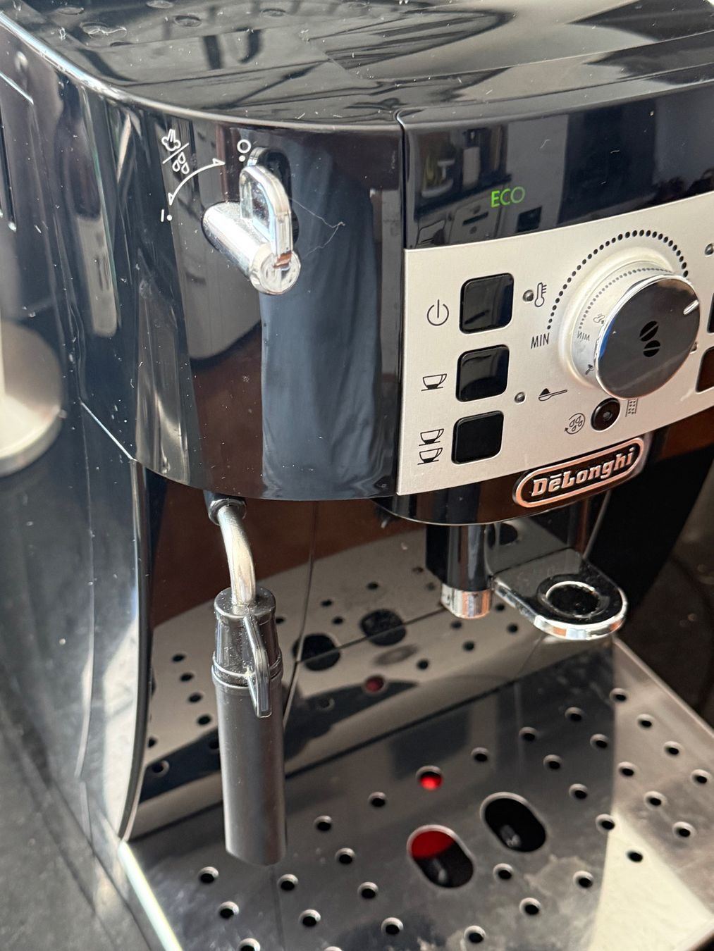 De'Longhi Macchine per caffè & Macchine per espresso: Delonghi Magnifica S – Usato da Ulisbach venduto da FeuerVogel68 2
