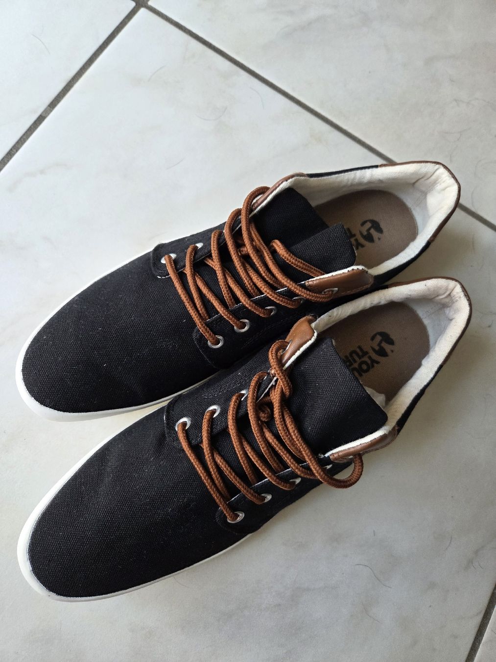 Herrenschuhe: Sneakers YOUR TURN Gr. 43 – Neu und originalverpackt aus Winterthur von cherzli02