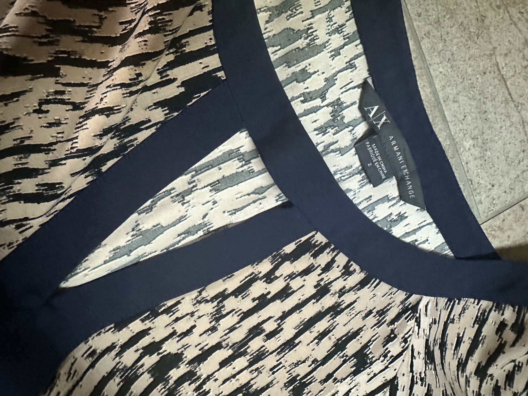 Armani Kleider: Armani Sommerkleid – Neu (gemäss Beschreibung) aus Ebikon von nat_jzh5 1