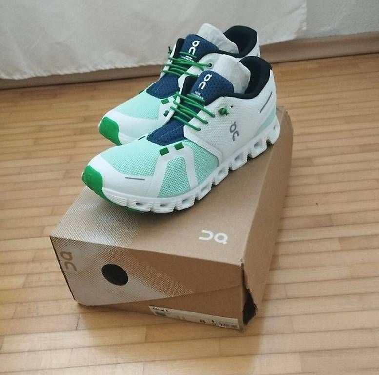 Damenschuhe: On Cloud 39 neu – Gebraucht aus Jona von pau_g7rc