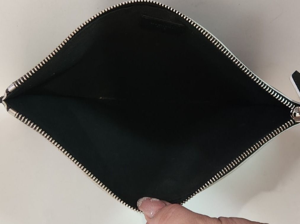 Givenchy Borse: Givenchy Pochette Tasche Abendtasche SCHWARZ LEDER ORIGINAL – Usato da Binningen venduto da lieblingsstyle 3