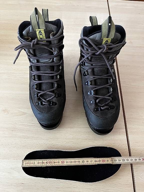 Salomon Scarpe da donna: Salomon Bergschuhe/ Winterwanderschuhe  Gr. 38 – Usato da Spiringen venduto da brandinder