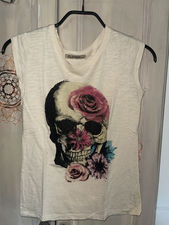 TT Studio T-Shirt Totenkopf-Blumen Print Strass S/M