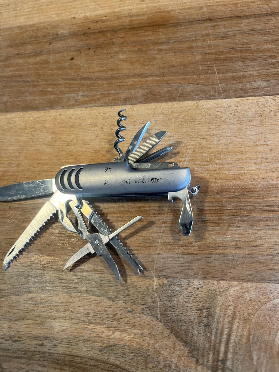 Couteaux de poche: Taschenmesser – D'occasion à Würenlos par jam_mv8g 3