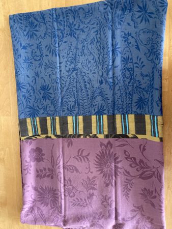 2 Bettwäschegarnituren 160/210 cm mit Fixleintuch