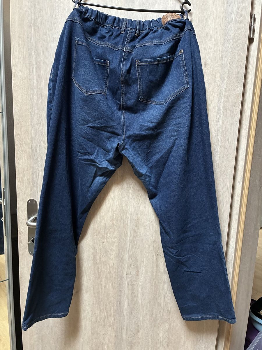 Ulla Popken Jeans: Damen Jeans in dunkelblau  – Nuovo (secondo la descrizione) da Höfen b. Thun venduto da Sonnenblumenkinder 1