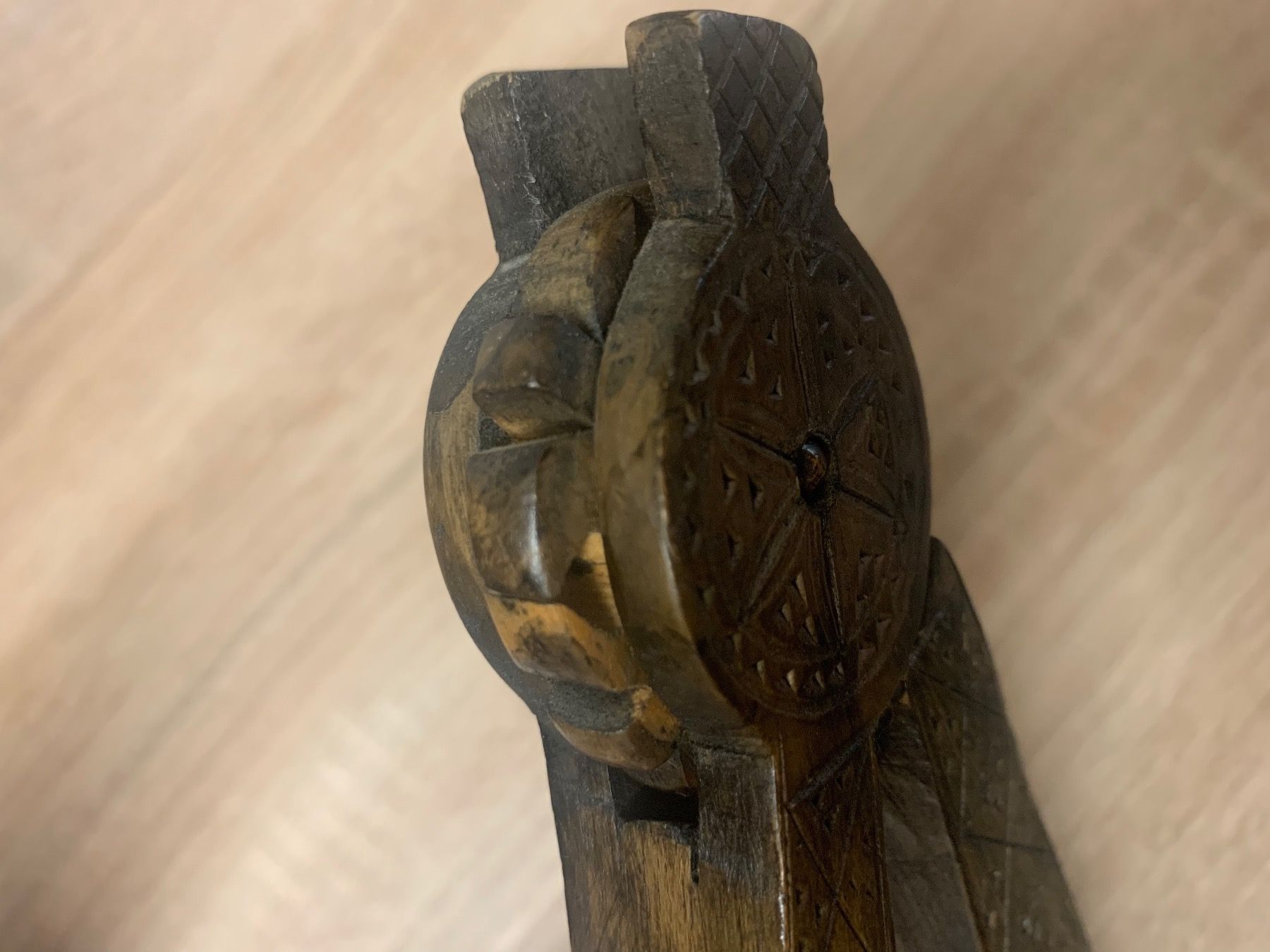 Appareils de cuisine: Handgeschnitzter Nussknacker Holz – D'occasion à Zürich par Messina_68 2