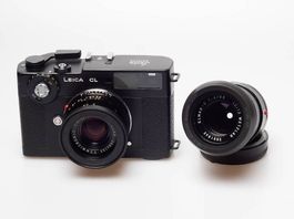 Magnifique Leica CL avec objectifs summicron 40mm et 90mm