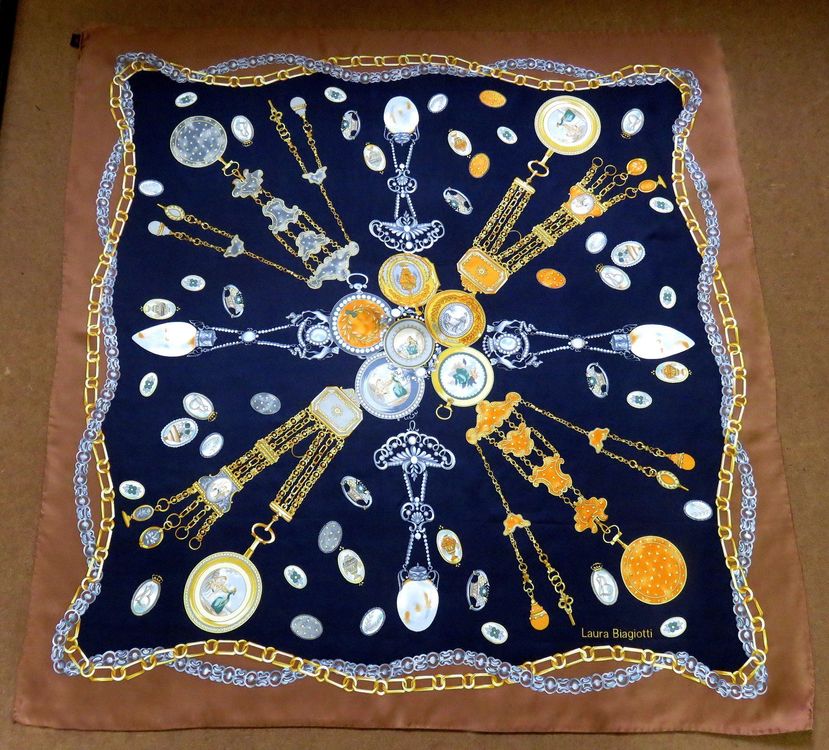 Foulard Carré Vintage Laura Biagiotti En Soie 100% - 80x80 Cm, Couleur Jaune - Occasion Bon état