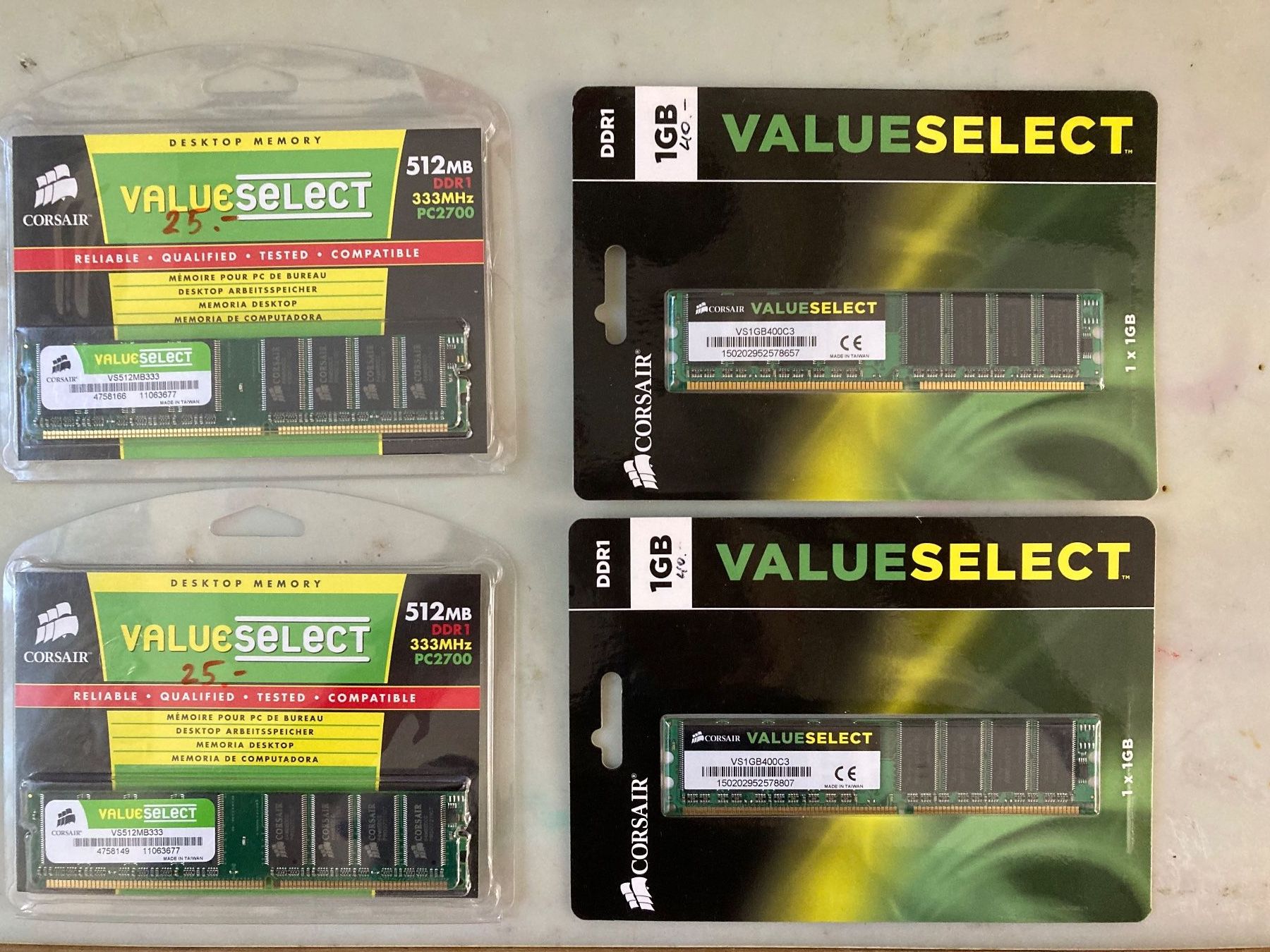 Corsair Memoria / RAM: DDR1 RAM. Neu. In ungeöffneter Packung. – Nuovo e nell'imballaggio originale da Basel venduto da Pbuergiss 1