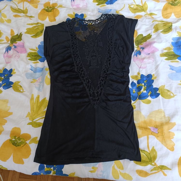 Top Harley Davidson dentelle noire, taille S très peu porté 2