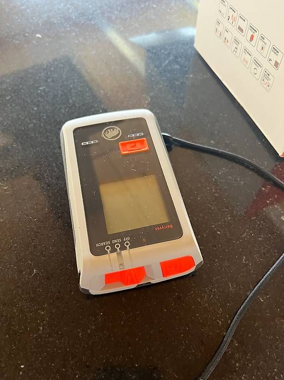 Mammut Misurare: Mammut Barryvox Avalanche Transceiver  Fully Working – Usato da Rütihof venduto da SwissEritageAndMore 2