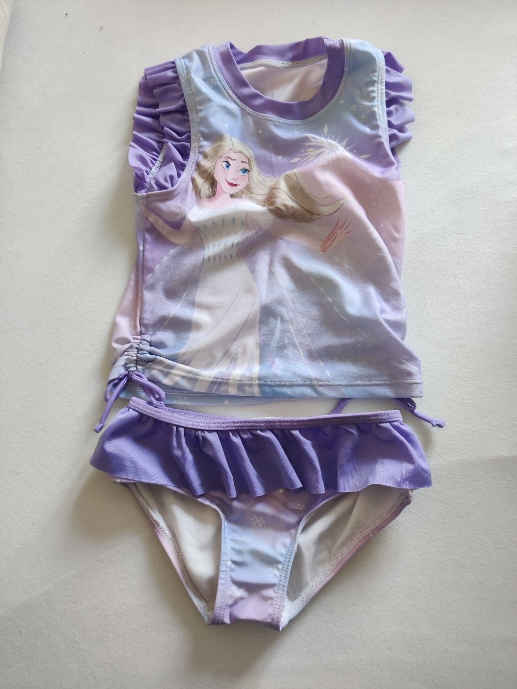 Disney Badekleider & Bikinis: Frozen Badekleidung mit UV Schutz – Gebraucht aus Wettingen von san_8h58