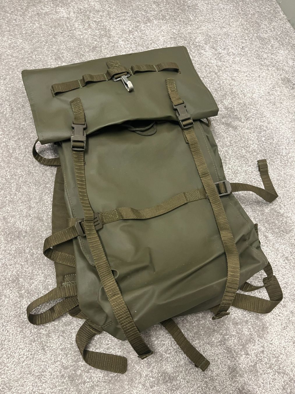 Sacs à dos: Militärrucksack – D'occasion à Winterthur par Sasell