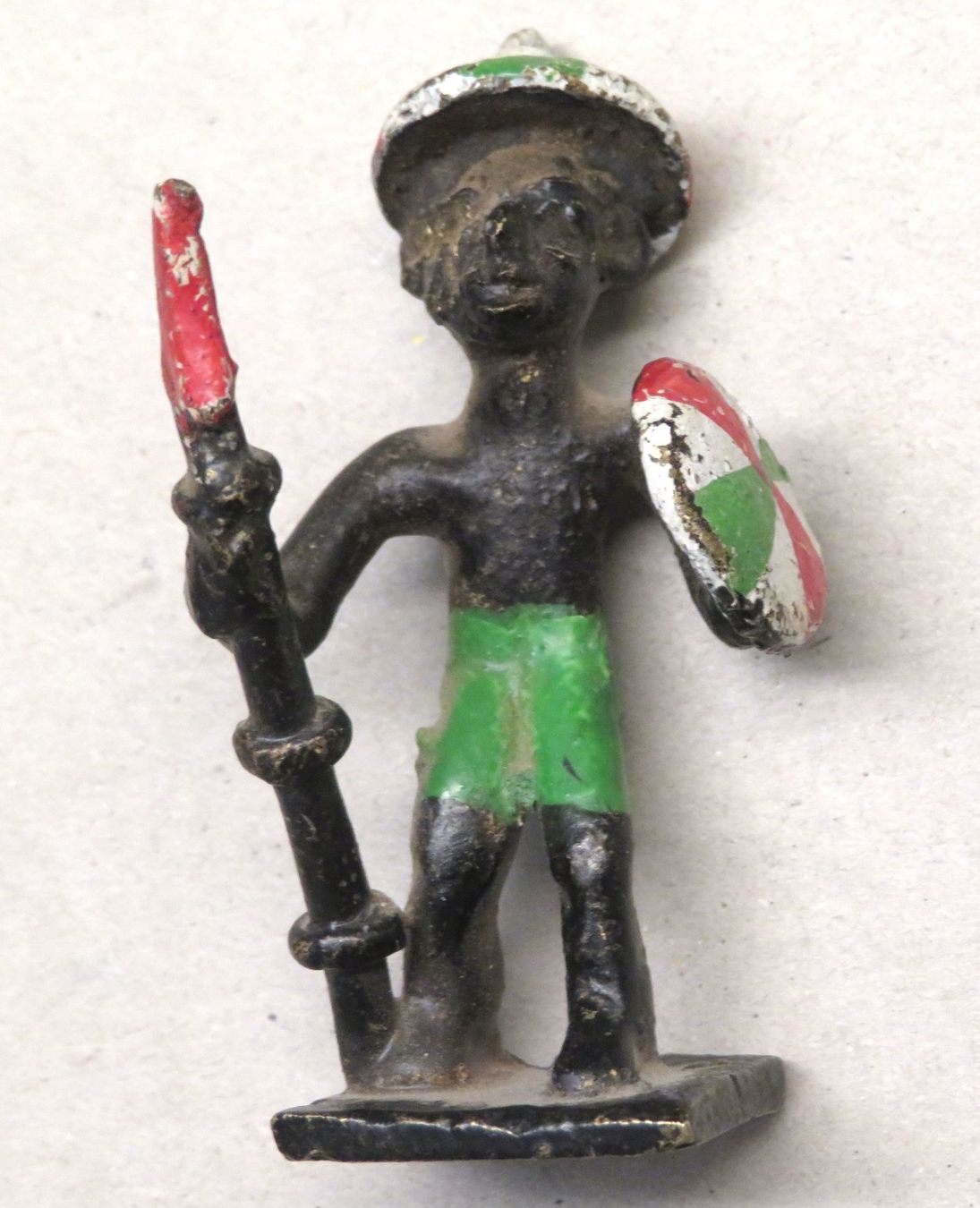 Statuette: Bronzefigur afrikanischer Krieger, Höhe 5.5 cm – Usato da Oberriet SG venduto da ganesh435