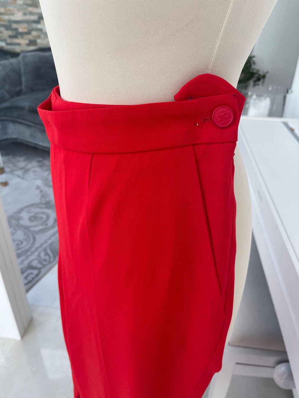 Escada Pantalons: ESCADA Stoffhose Gr. 40 Rot – Neuf (Voir description) à Weisslingen par Spiegelbild0 1