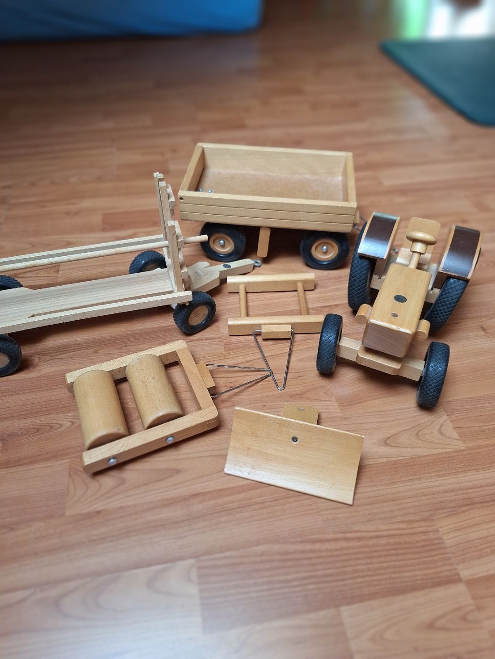 Bea Giocattoli: Holz Spielzeug Bauernhof – Usato da Krauchthal venduto da chr_9j2c 1
