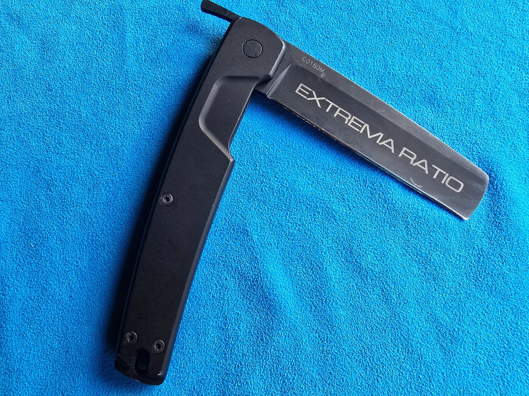 Extrema Ratio Couteaux de poche: Couteau Extrema Ratio T-Razor – D'occasion à versoix par moonkey02 2
