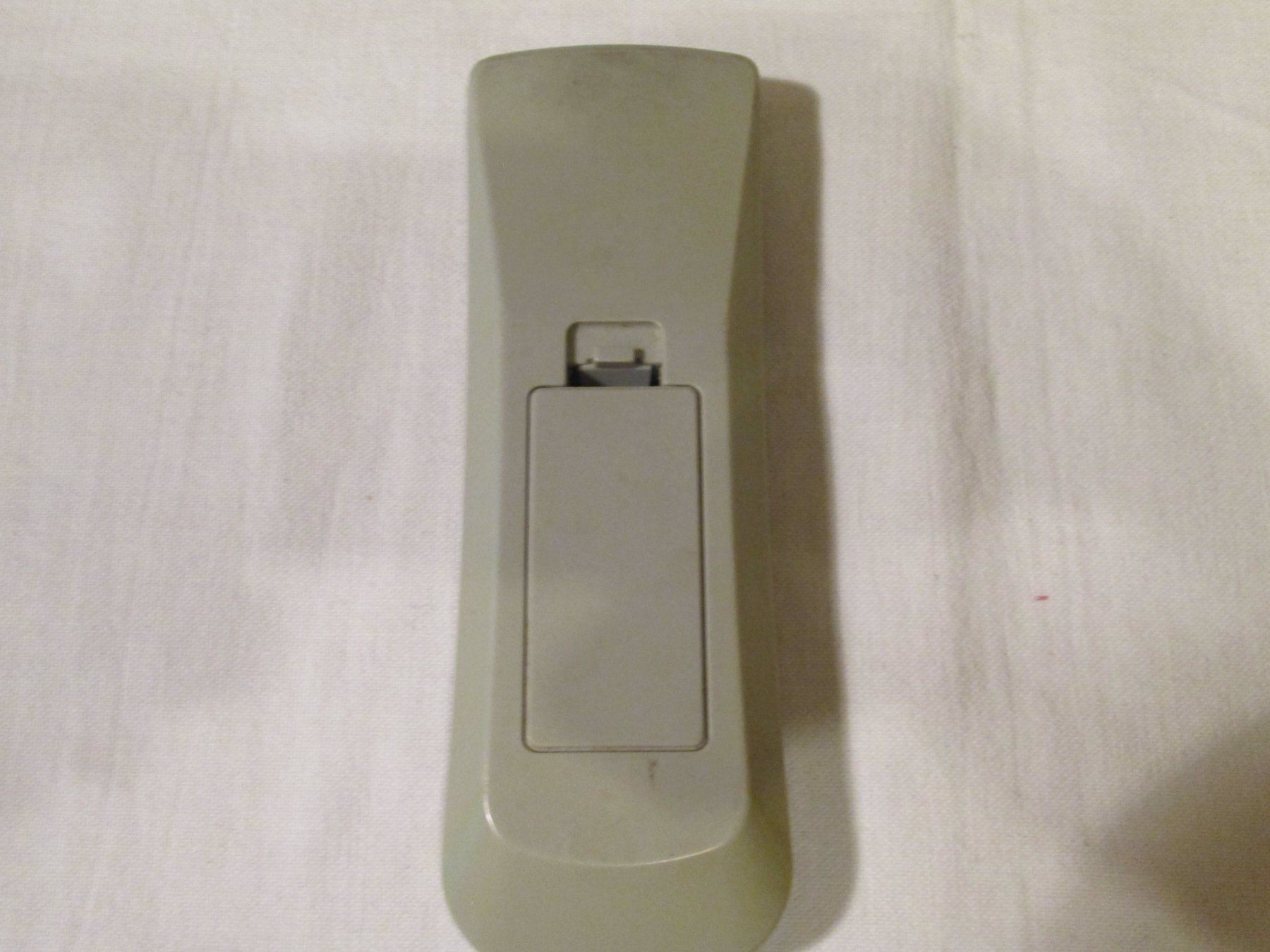 Telecomandi: Télécommande CLAYTON d'occasion (62) – Usato da La Chaux-de-Fonds venduto da Marteaux 3
