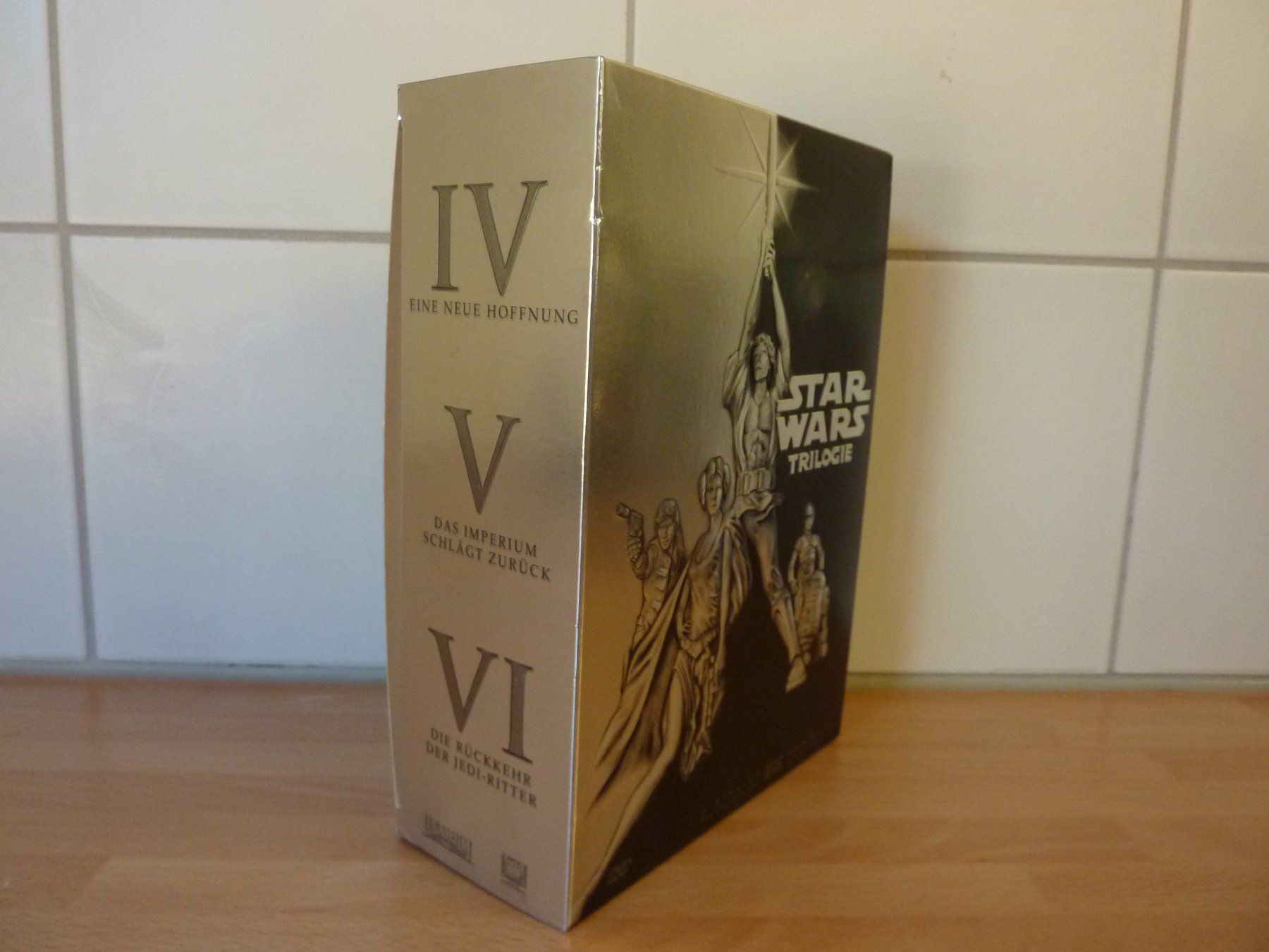Tutti i DVDs: Star Wars Trilogie 4,5,6 – Usato da Niederscherli venduto da Zahnd1 1