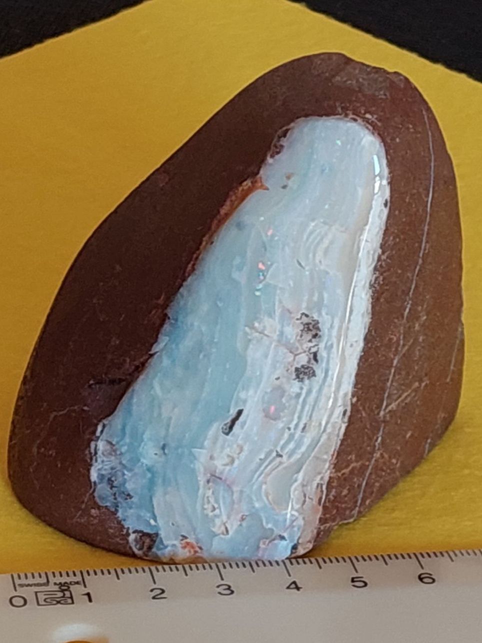 Pierres précieuses: Grosser weisser Boulder Opal auf Muttergestein à 200 gr. – Défectueux à Oberwil BL par Hunajakakku 4