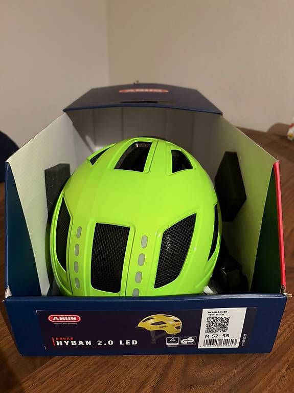 Caschi: Fahrradhelm Abus Hyban 2.0 LED – Usato da Bern venduto da aij_cs5m