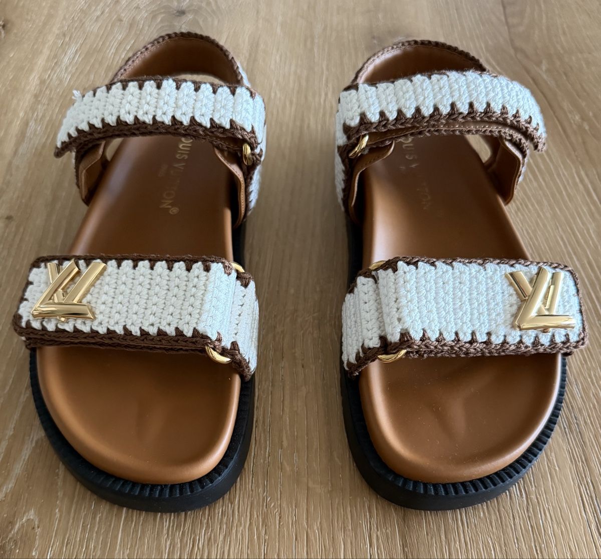 Louis Vuitton Scarpe da donna: Louis Vuitton Sunset Sandale |  Grösse 38 | Neu – Nuovo (secondo la descrizione) da Herrliberg venduto da erstmeinsdanndeins