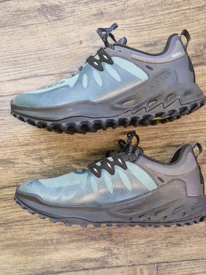 Keen Scarpe da uomo: Trekkingschuhe KEEN Herren Grösse 44 – Nuovo (secondo la descrizione) da Erlenbach im Simmental venduto da laska31 1