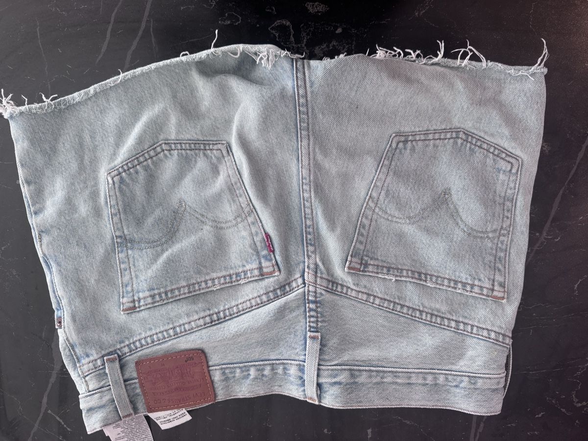 Levi's Jeans: Levis shorts – Gebraucht aus Brig von dit_d5mn 1