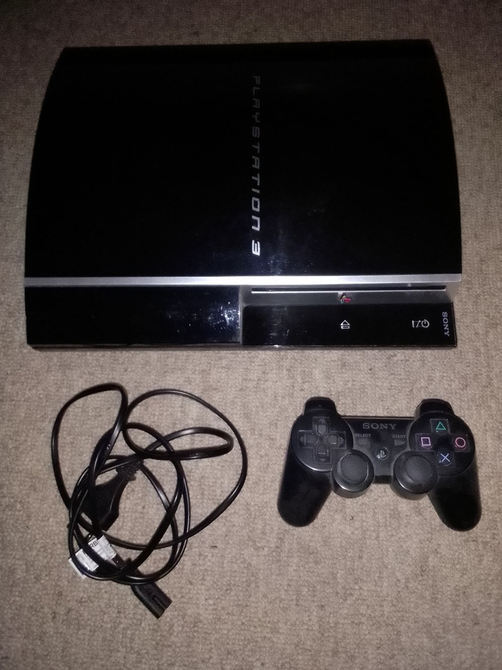 Sony Console: Playstation 3  Konsole – Usato da Turbenthal venduto da fatalbeauty