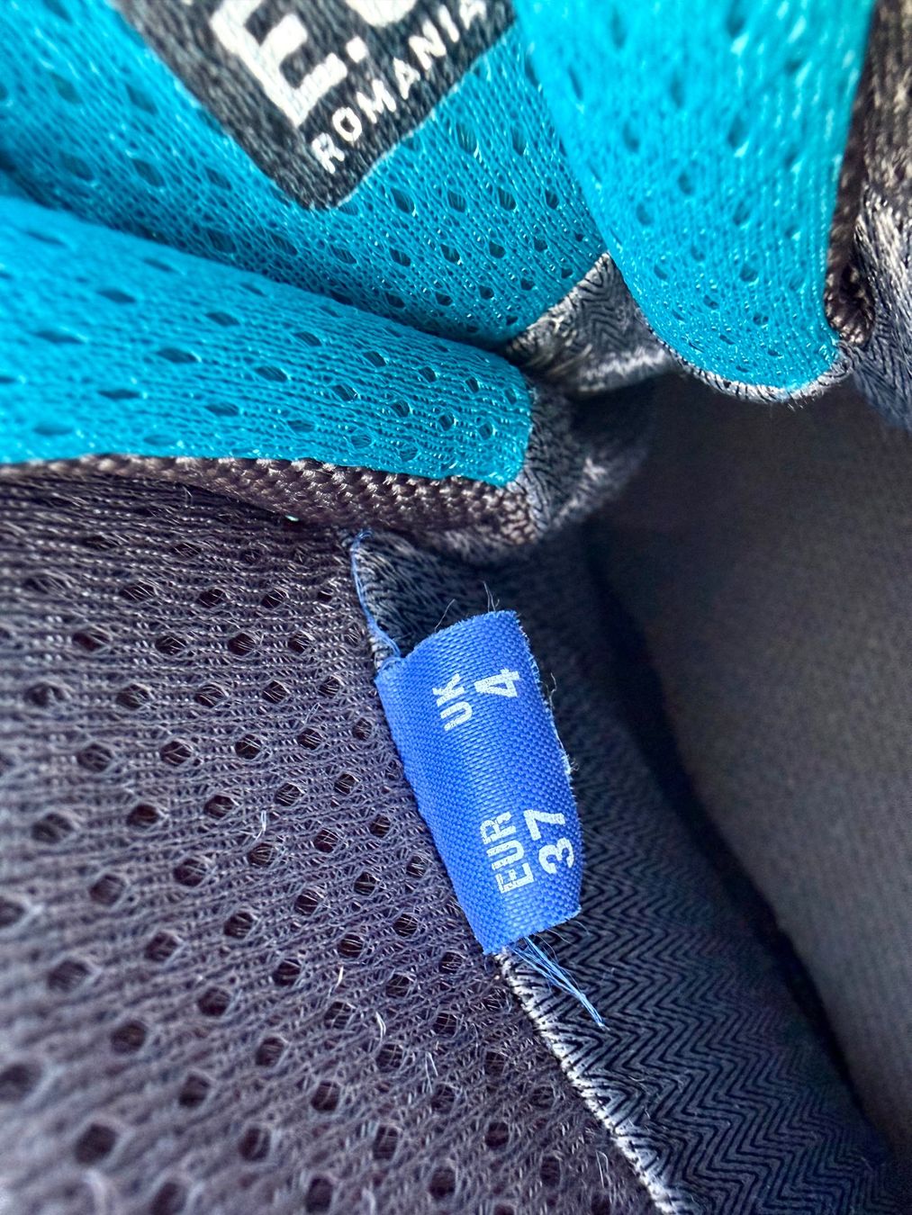 Trevolution Damenschuhe: Trevolution Wanderschuhe Grösse 37 – Gebraucht aus Cham von Contuc 3