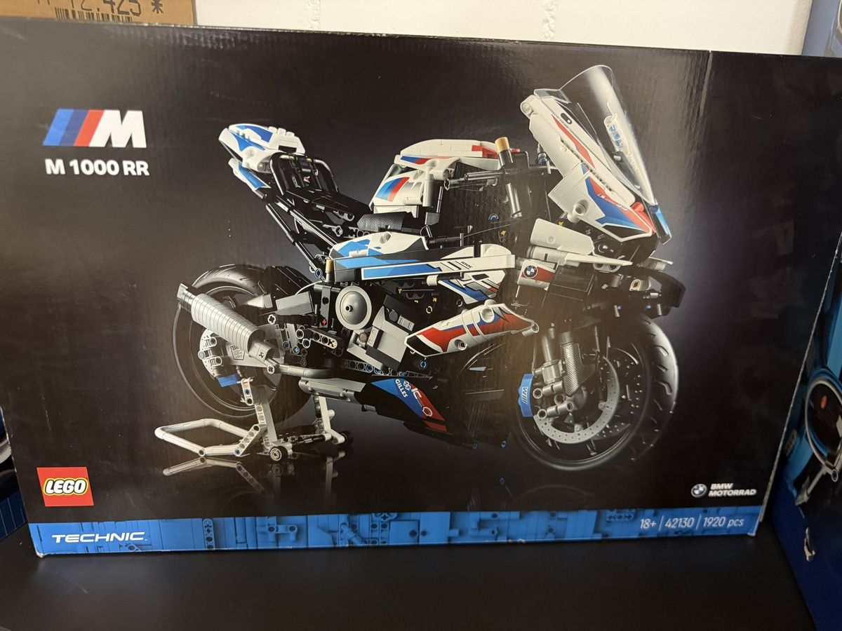 Lego Kit di costruzioni: LEGO Technic BMW M 1000 RR Motorrad – Usato da Kölliken venduto da Vivii01 1