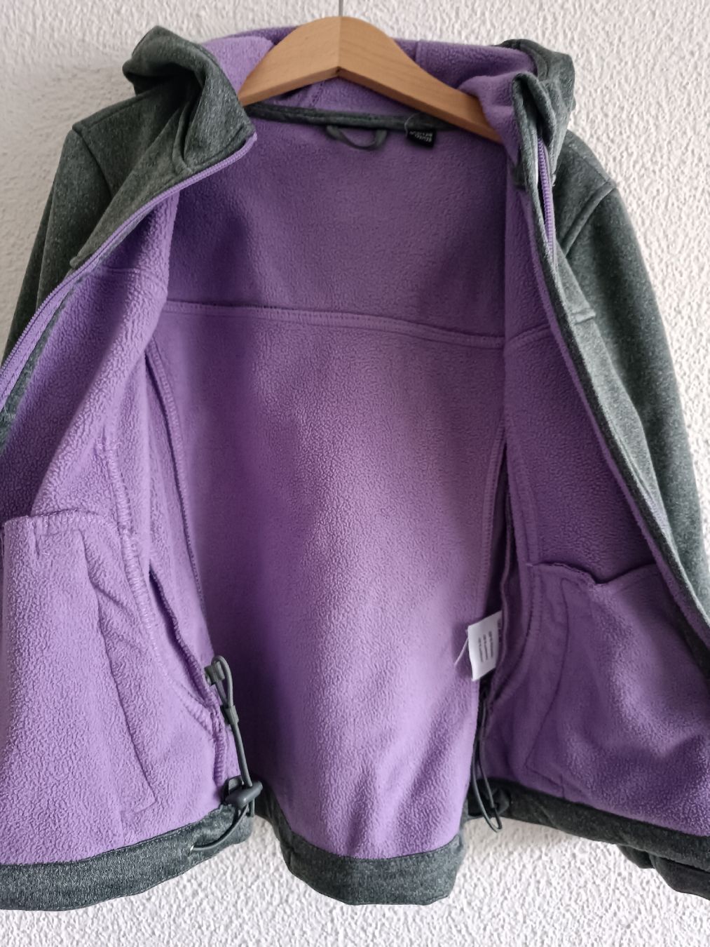 Giacche & Cappotti: Softshelljacke Gr 122/128 – Usato da Binz venduto da julijuli 5
