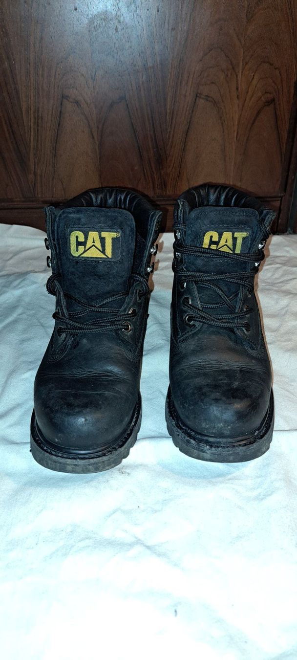 Caterpillar Scarpe da uomo: bottines caterpillar cuir noires – Usato da Genève venduto da Axelle333 1