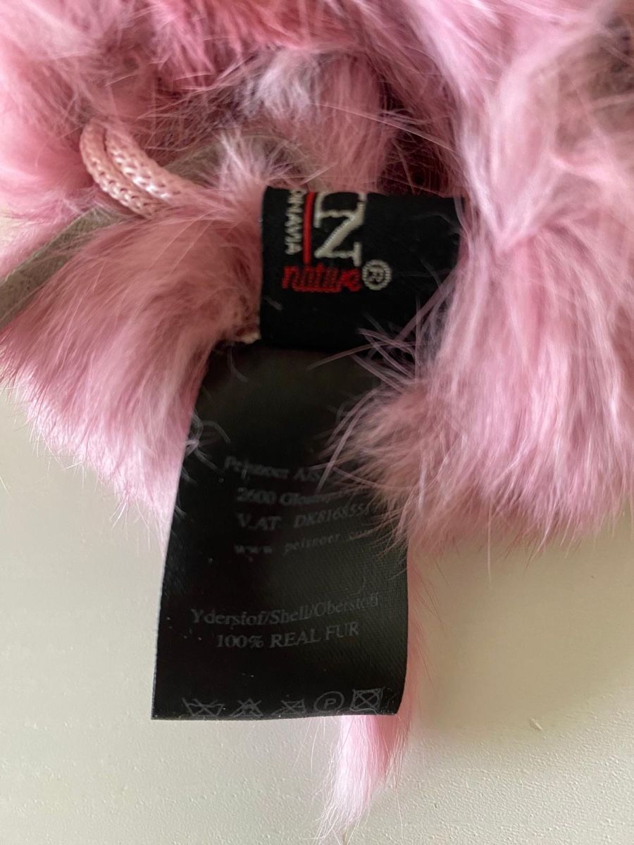 Foulards, Tücher & Schals: Echter Fellschal rosa edel  – Gebraucht aus Oberglatt ZH von jul_nhy7 2