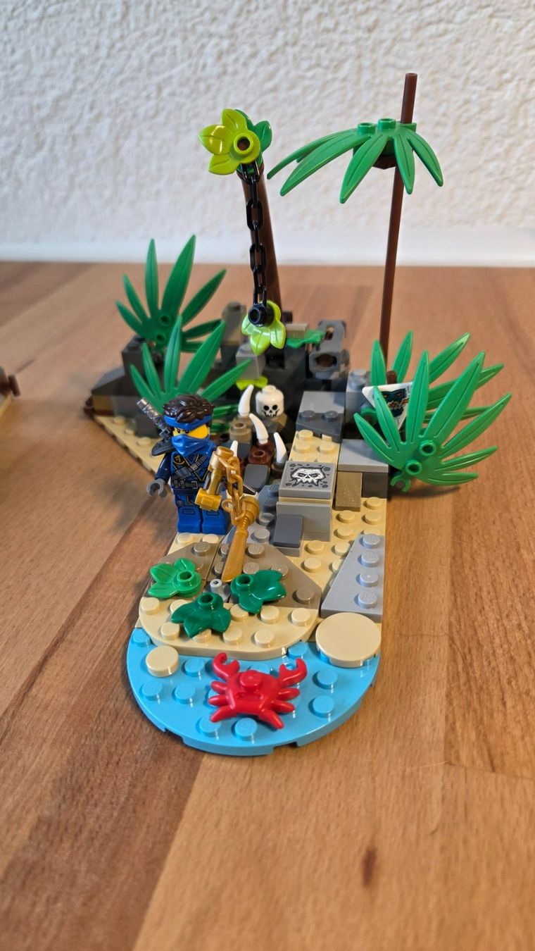 Lego Kit di costruzioni: Lego  71747 Dorf der Wächter – Usato da Thun venduto da Reda68 2