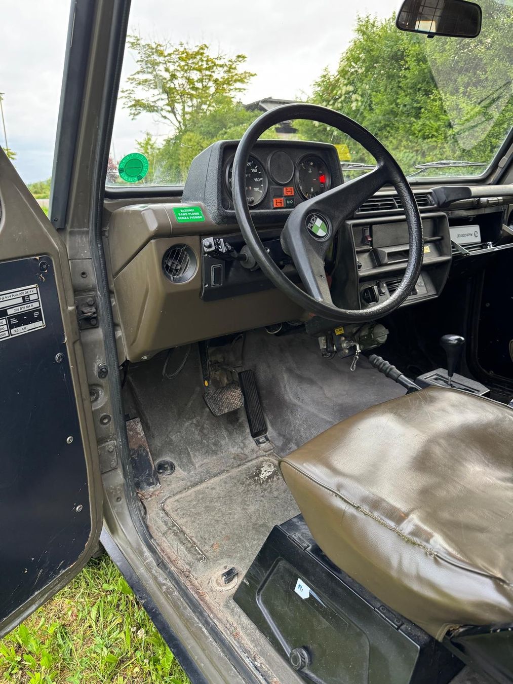 Steyr-Puch Veicoli commerciali: Puch 230 GE ex Schweizer Armee mit 8 Sitzplätzen – Usato da Grächen venduto da Puch-Parts 1