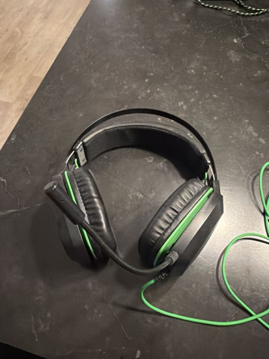 Razer Cuffie: Razor Gaming Headset – Usato da Oeschgen venduto da san_s6f8
