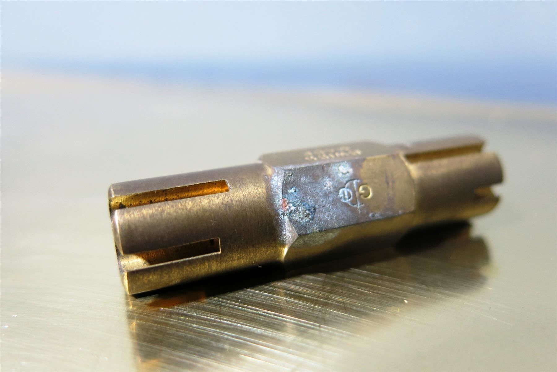 Bergeon Tutti gli attrezzi: Bergeon 2277 Feilhilfe Armbänder,  Z – Usato da Laufenburg venduto da Sirluger 6