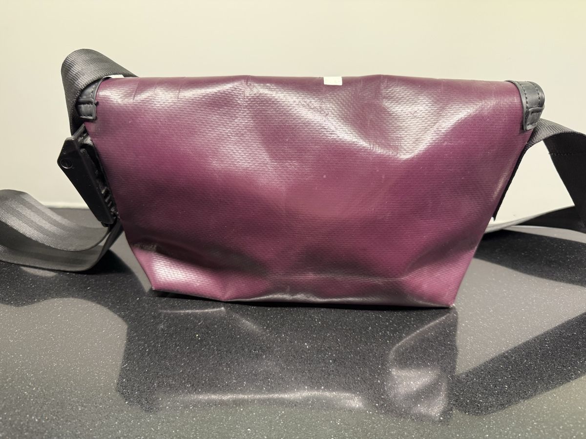 Freitag Altro in  Abbigliamento & Accessori: FREITAG vintage viola, modello G5.1 – Usato da Cadenazzo venduto da Taty77 1