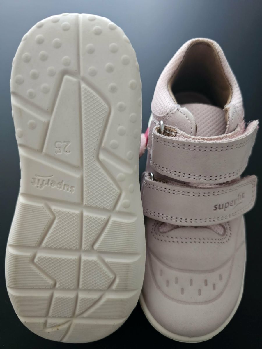 Superfit Scarpe per ragazze: Superfit Sneakers Grösse 25 – Nuovo (secondo la descrizione) da Laufen venduto da AnSaLuLe 2