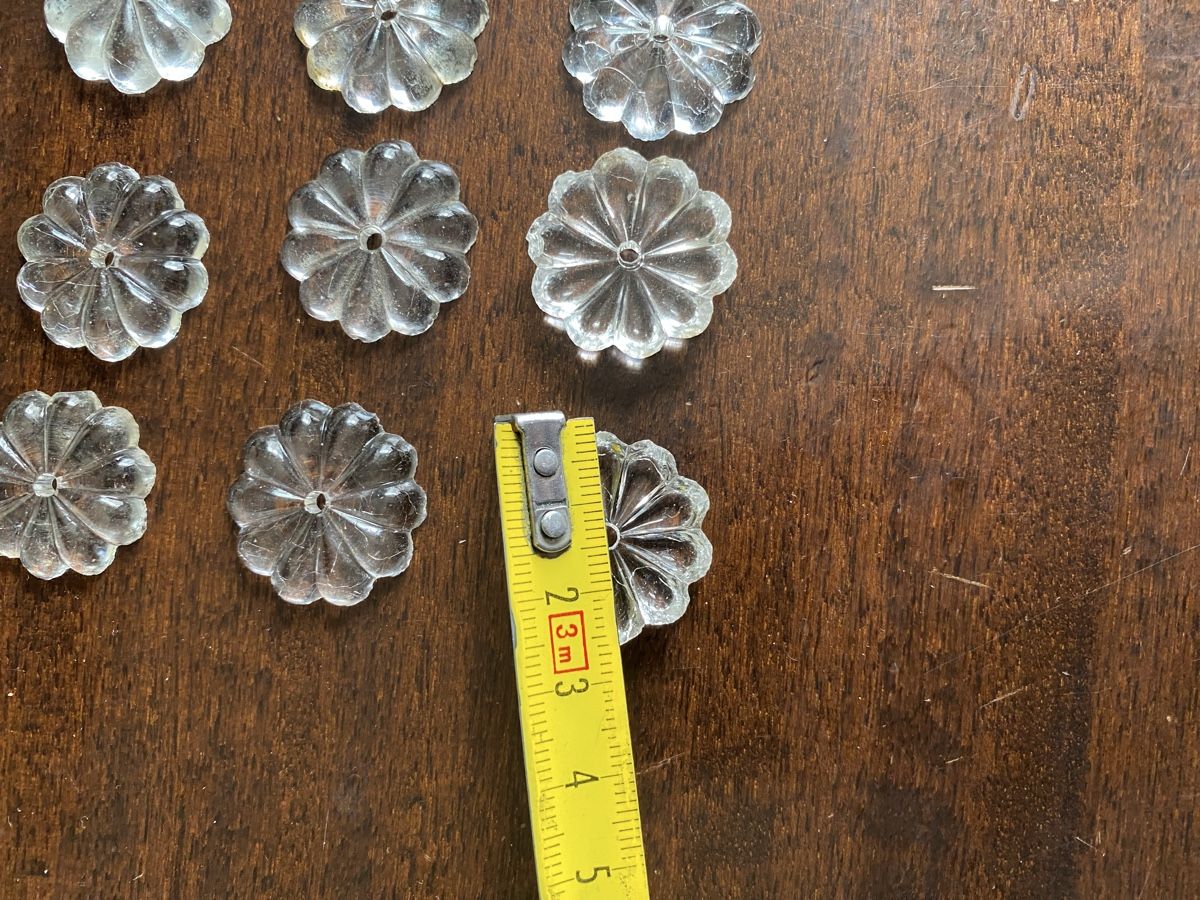 Alle Dekorationen: Lot de 36 rosettes en verre  – Gebraucht aus Genève von Mar7319 2