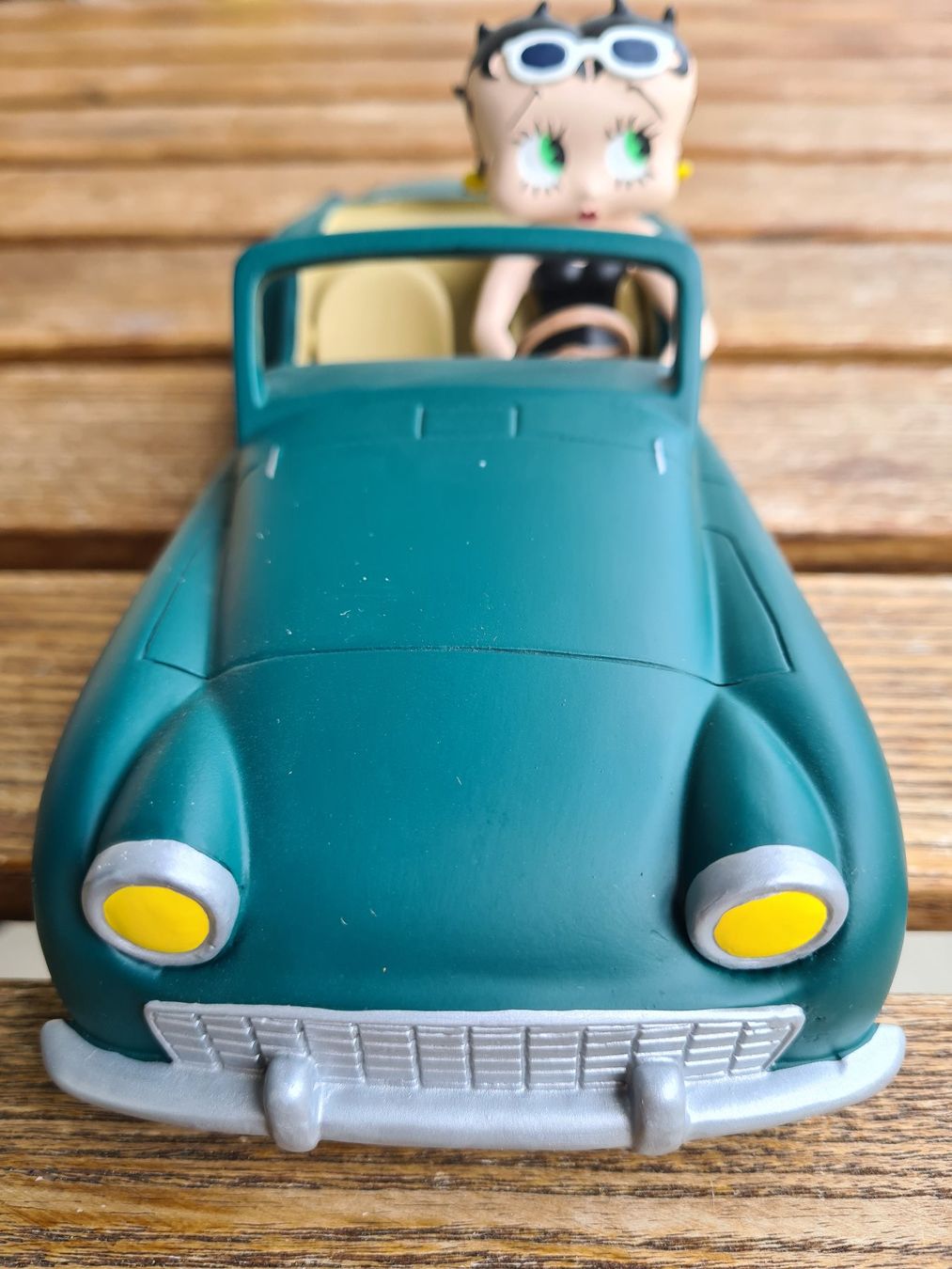 Statuette: Betty Boop Car Triumph TR3A – Nuovo e nell'imballaggio originale da Basel venduto da Solarbebop 2