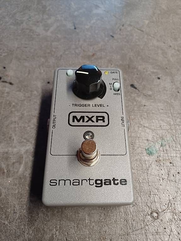 Strumenti musicali: MXR Smartgate ,noise suppressor – Usato da Willisau venduto da Hugobosca